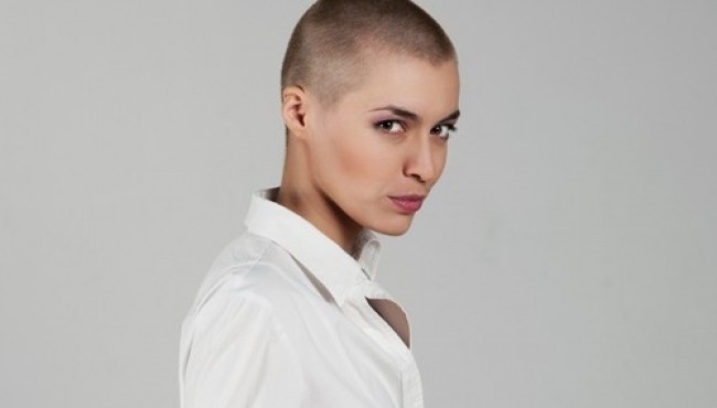 15 Celebrities Who Were Hot Even With a Bald Head